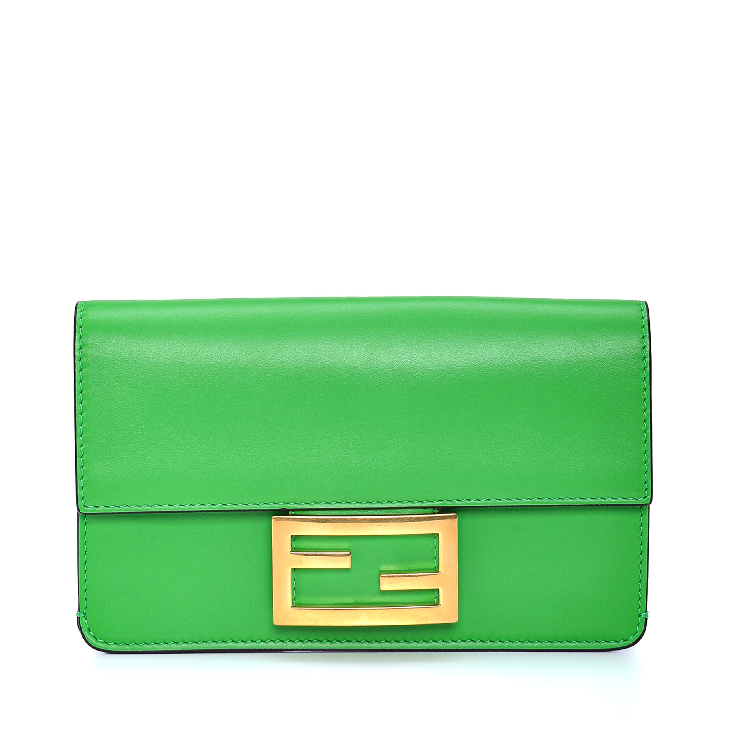 Fendi - Green Smooth Leather Flat Baguette Bag